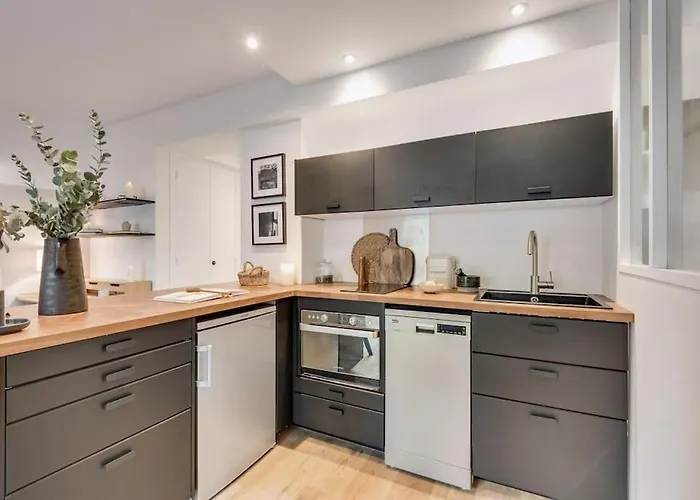 Monceau - 1 A Batignolles * Paris